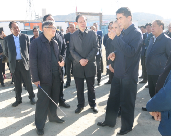 省委副書記、省長王建軍等領(lǐng)導(dǎo)一行視察海東工業(yè)園區(qū)臨空綜合經(jīng)濟園