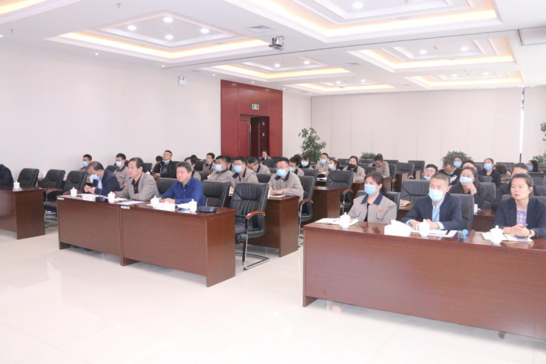 重學習、強隊伍、促發(fā)展――朝物開投公司舉辦網(wǎng)絡貨運知識培訓講座