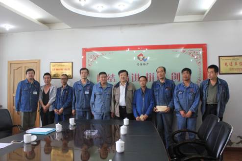 青海物產(chǎn)集團黨委開展慶祝建黨95周年，走訪慰問